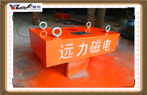 永磁除鐵器，遼寧rcyd懸掛式永磁除鐵器知識(shí)參數(shù)_內(nèi)部磁塊安裝方法_遼寧rcyd懸掛式永磁除鐵器型號(hào)價(jià)格