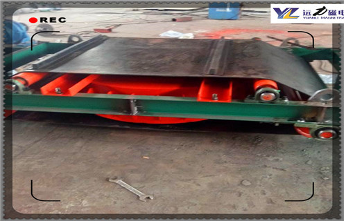 干式自卸式電磁除鐵器，RCDB-18干式自卸式電磁除鐵器價(jià)格_規(guī)格型號(hào)_RCDB-18干式自卸式電磁除鐵器價(jià)格工作原理及內(nèi)部結(jié)構(gòu)