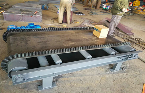 電磁油冷除鐵器，遼寧電磁油冷除鐵器_工作原理_遼寧電磁油冷除鐵器使用特點(diǎn)_選型_價(jià)格 