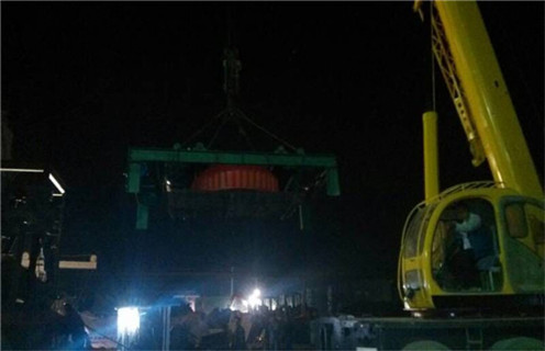 油冷電磁自卸除鐵器，湖南油冷自卸式電磁除鐵器工作視頻_國家標準_湖南油冷自卸式電磁除鐵器廠家訂做配電箱型號 
